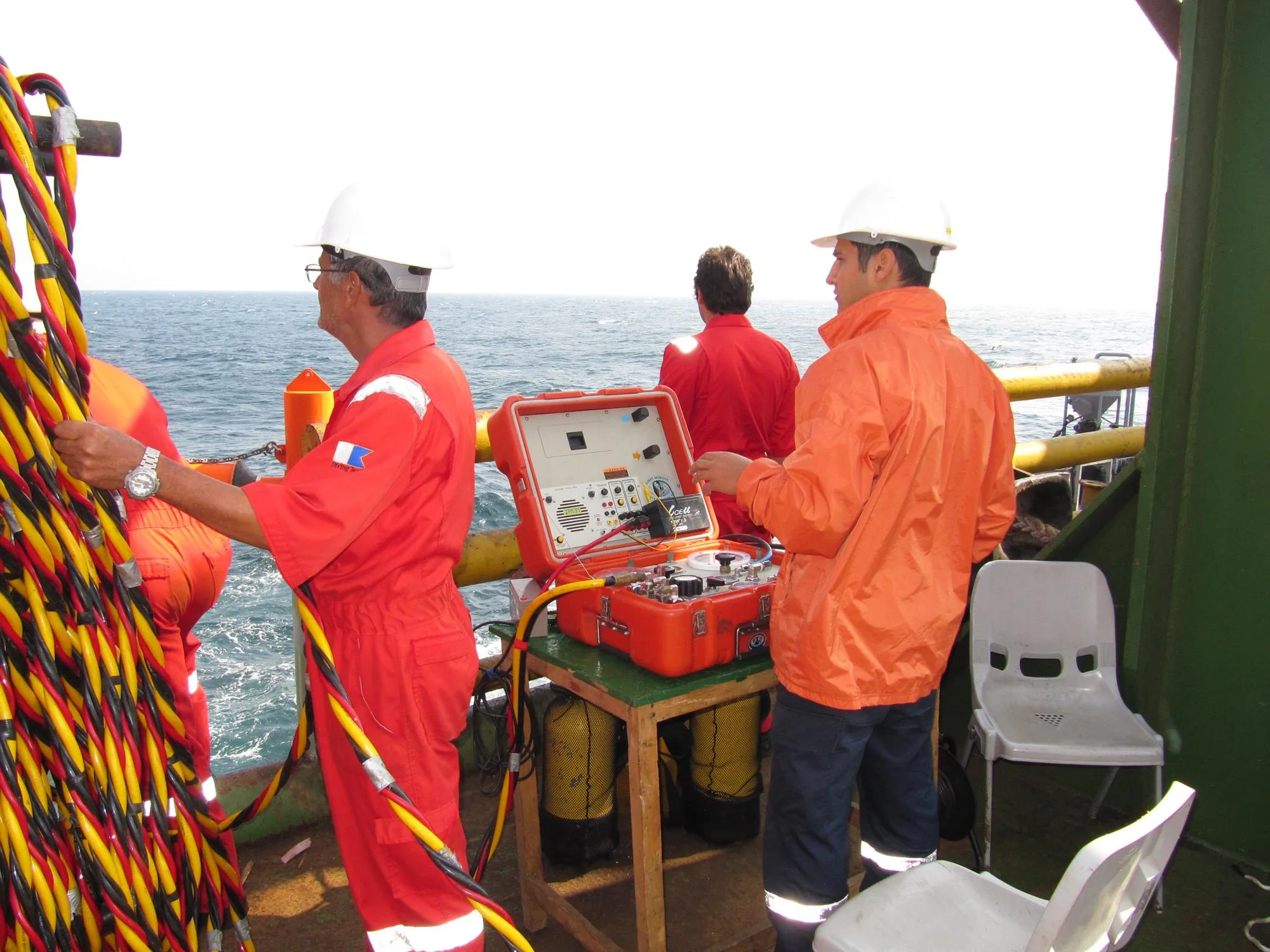 Kalout offshore diving control station and marine operations team