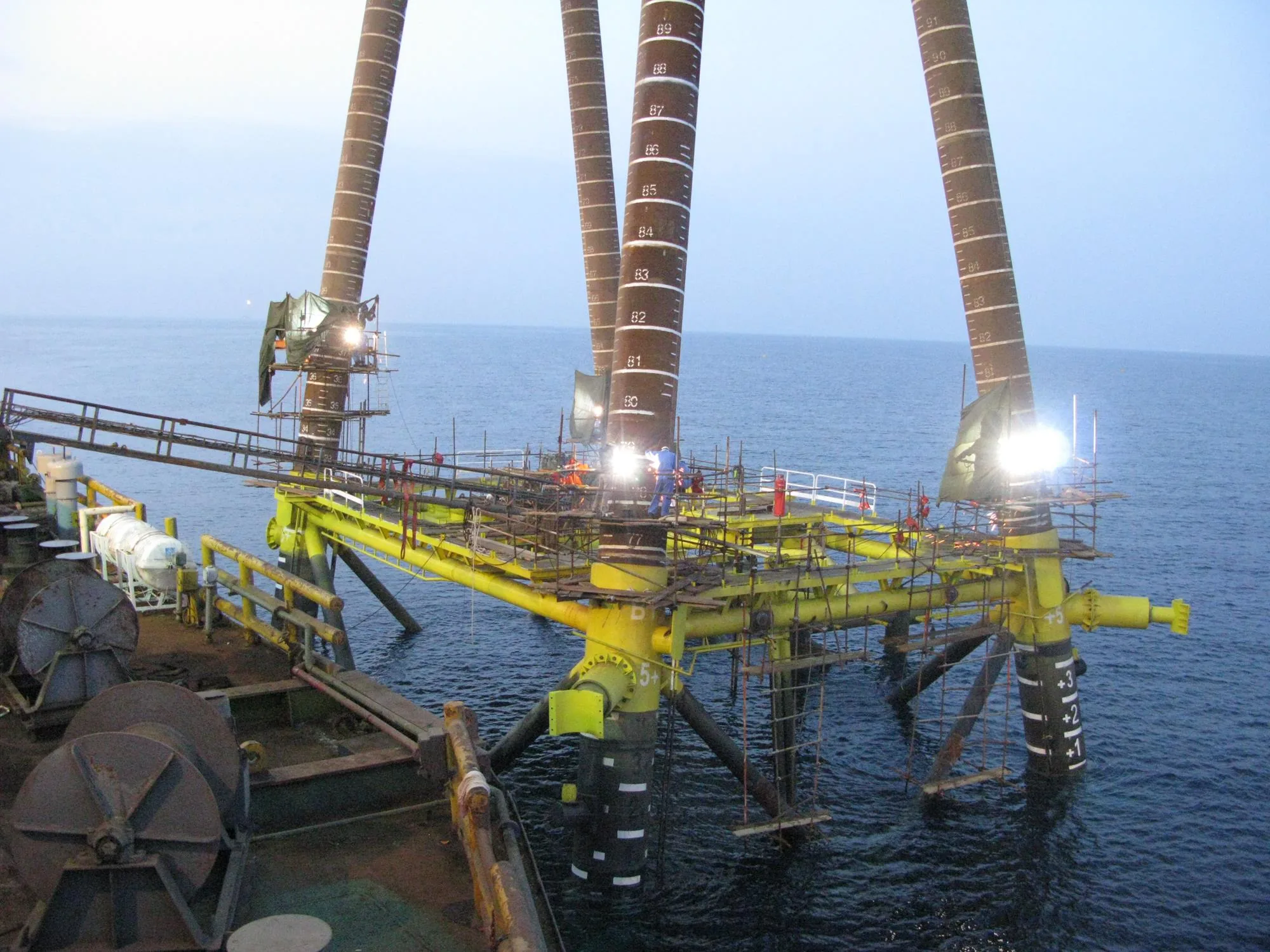 Offshore structure installation